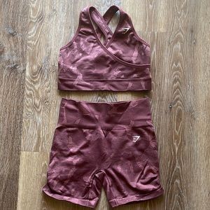 Gymshark Adapt Camo Seamless Gym Set